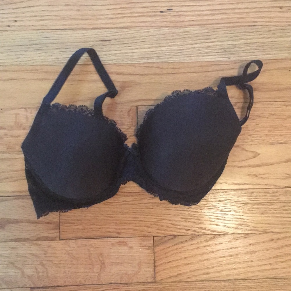 Victoria’s Secret bra size 34C